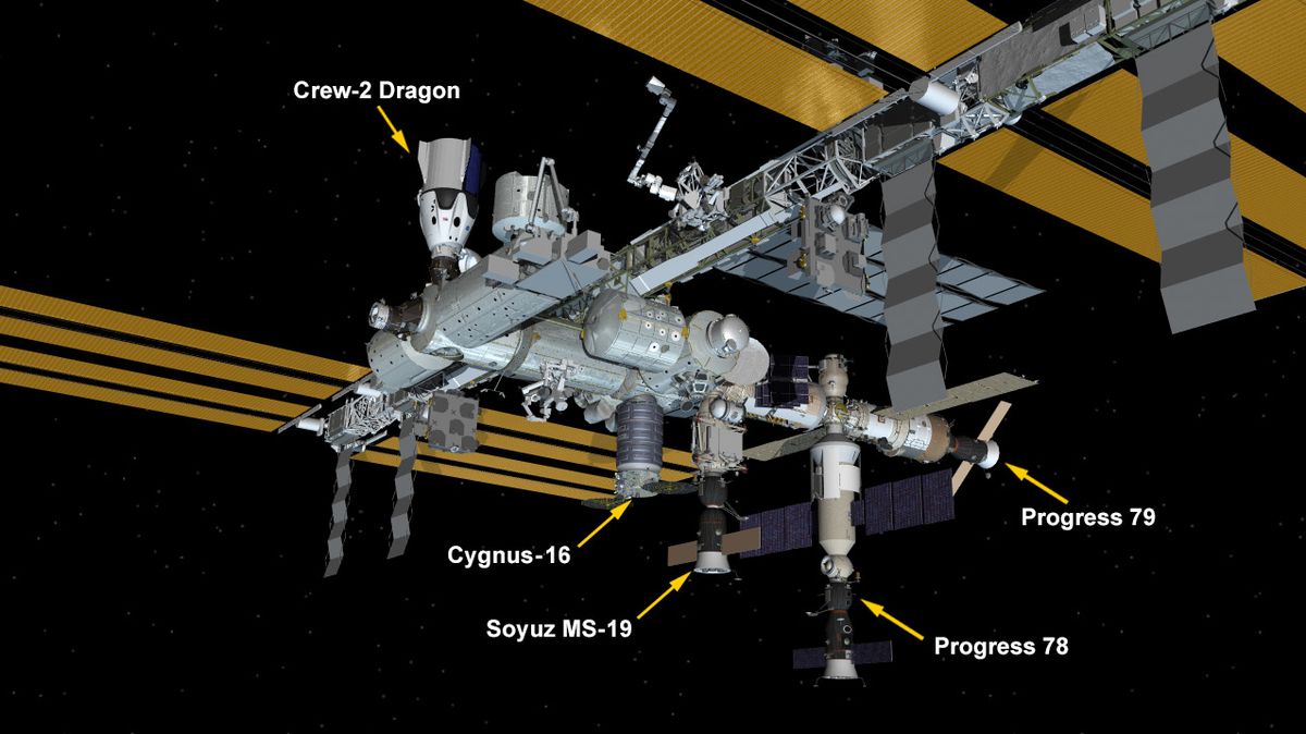 Na ISS vykládají nové zásoby. Včetně jídla na Vánoce